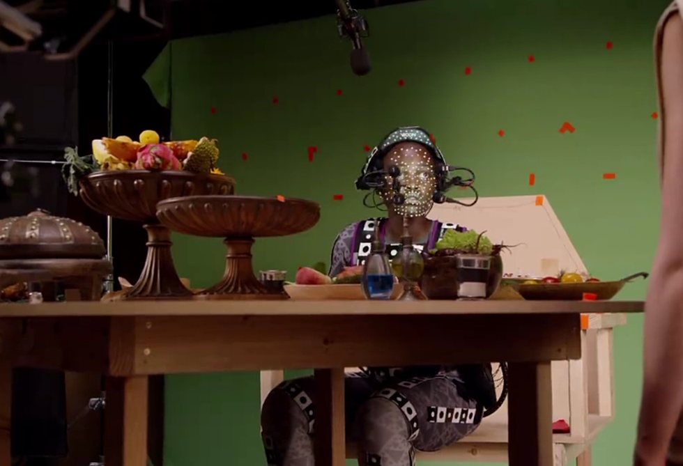 Behind-The-Scenes with Maz Kanata in ‘Star Wars: The Force Awakens’ [VIDEO]