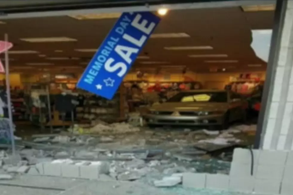 13-Year Old Crashes Mom&#8217;s Car Into Michigan Mall [VIDEO]