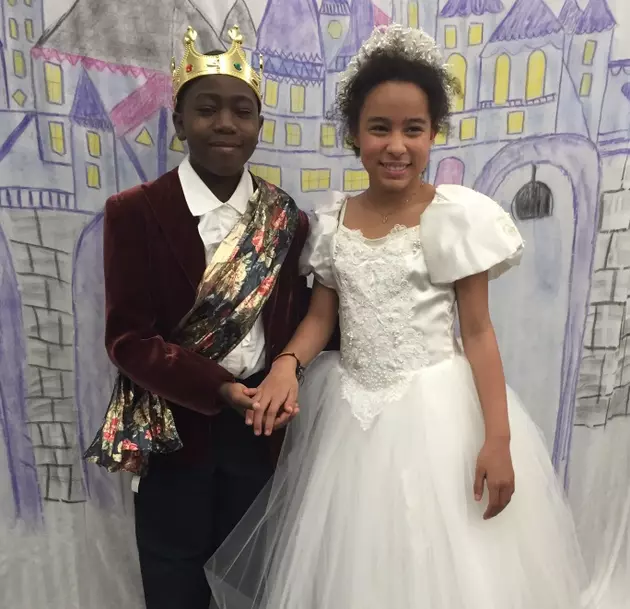 Flint Elementary School Presents &#8220;Cinderella&#8221; for Free This Weekend [PHOTOS]