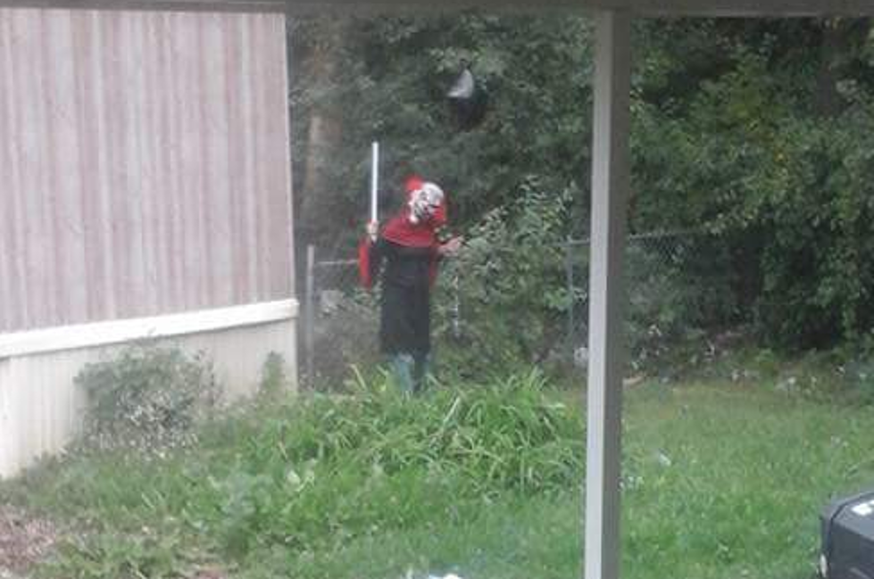 Creepy Clowns Spotted All Over The Country, Including Flint [PHOTOS]