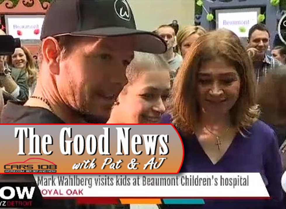 Mark Wahlberg Visits Kids at Beaumont Hospital – The Good News [VIDEO]