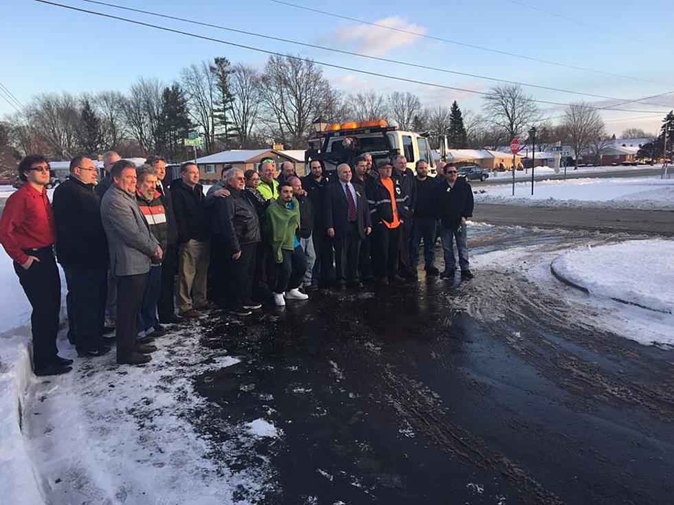 Michigan Tow Truck Drivers Travel to Pay Respects to Fallen Colleague
