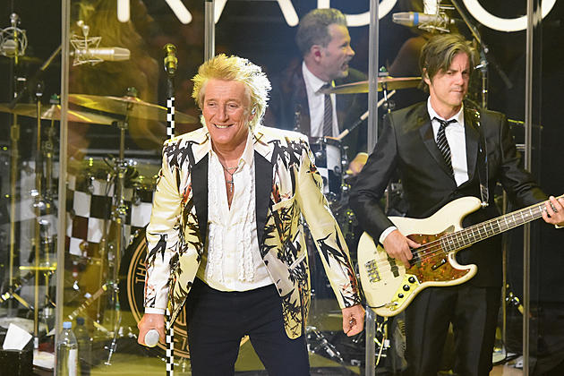 Rod Stewart, Cheap Trick Kick Off Tour in July With a Stop at DTE