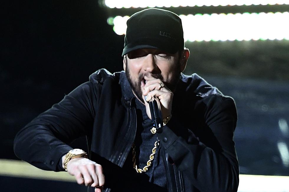 Eminem Gets Standing Ovation After Surprise Performance at Oscars
