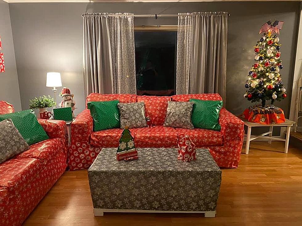 ‘Elf on the Shelf’ Elves Gift-Wrap Ohio Family’s Entire Living Room [PHOTOS]