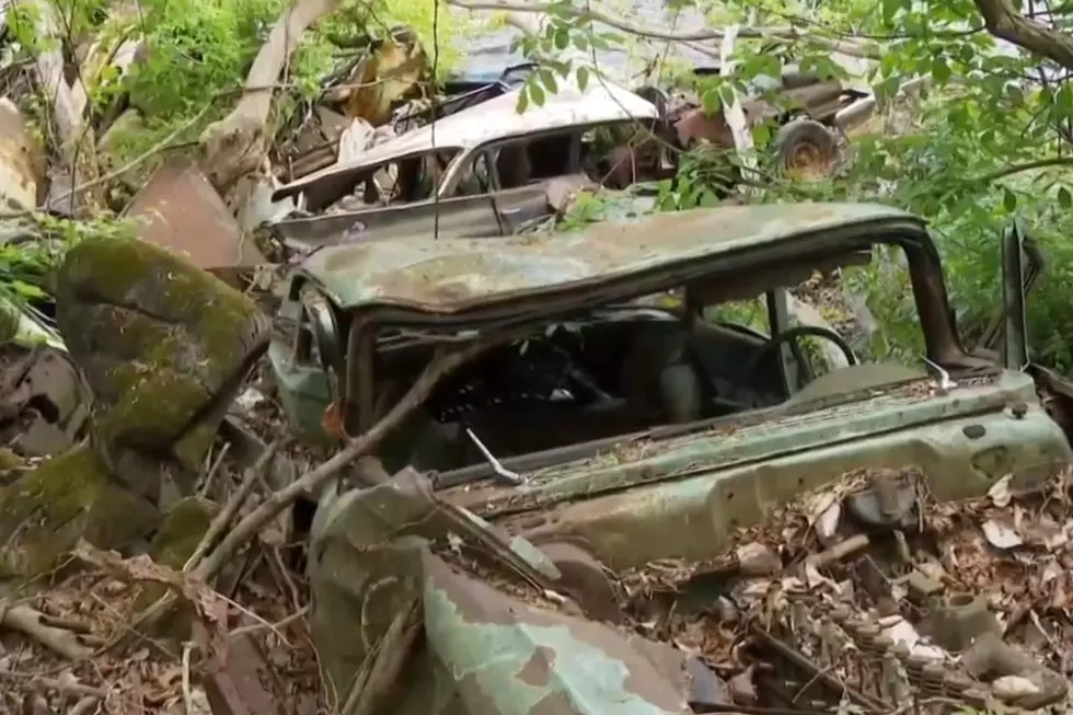 Check Out This Secret ‘Car Graveyard’ on the Shore of Lake Michigan [VIDEO]