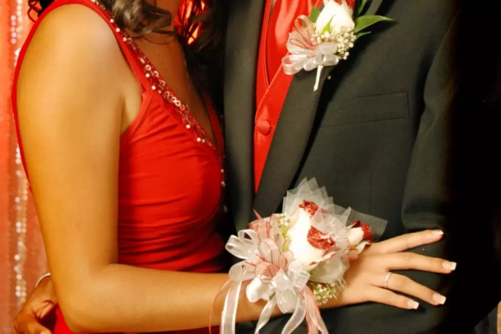 Michigan School Charging Unvaccinated to Attend Prom – Fully Vaccinated Free