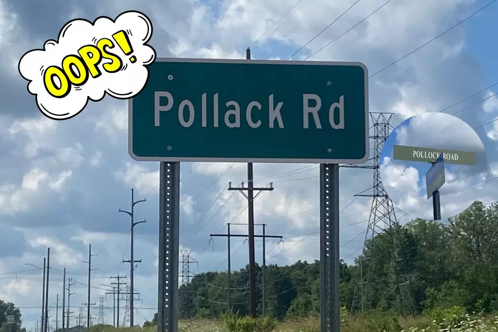 Sign On New Dort Hwy Extension Changes a Grand Blanc Street Name