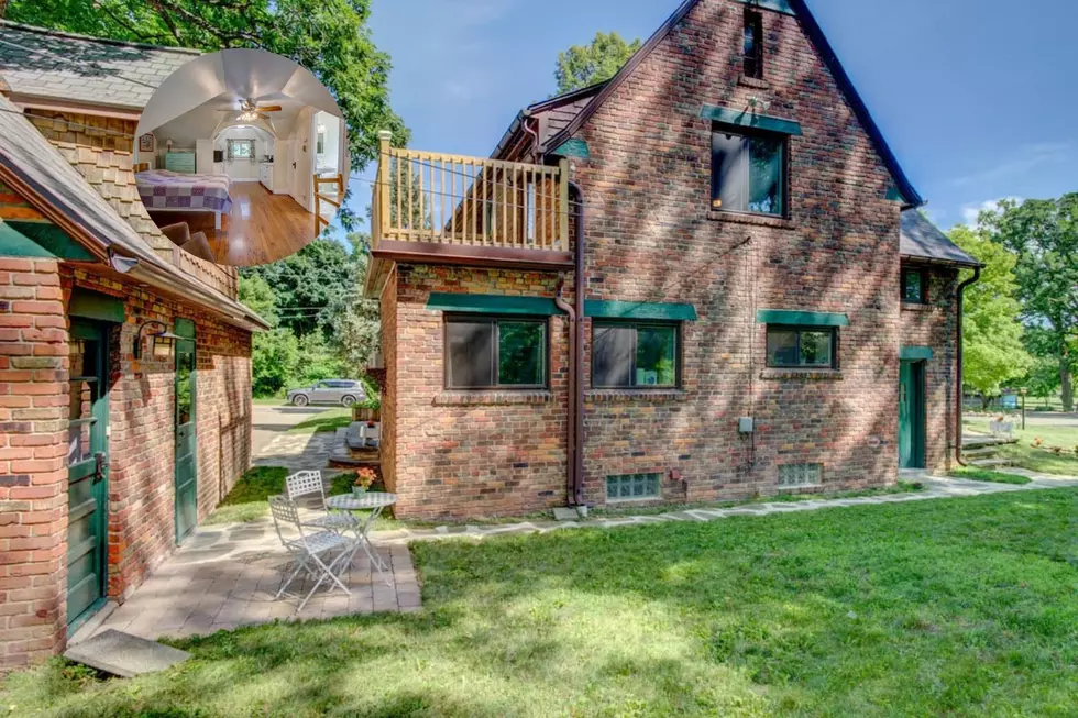  Flint Carriage House Makes Top 20 Michigan Getaway Airbnbs
