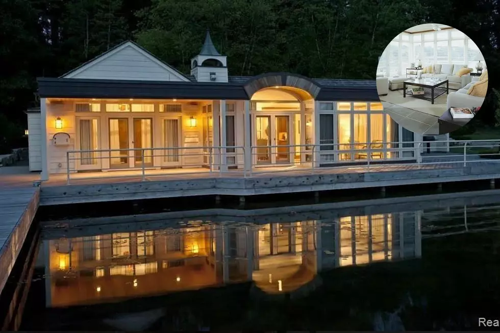 This 1 Bedroom Boat House in Bloomfield Hills Will Cost You $4.9M