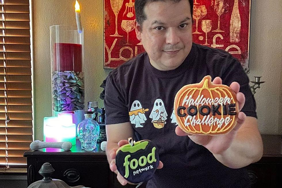 Boo! Flushing Man to Compete on Food Network Halloween Show