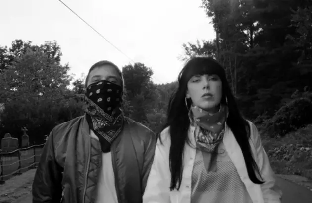 Sleigh Bells Nod to the Smiths (Sorta) on &#8216;I Can Only Stare&#8217;