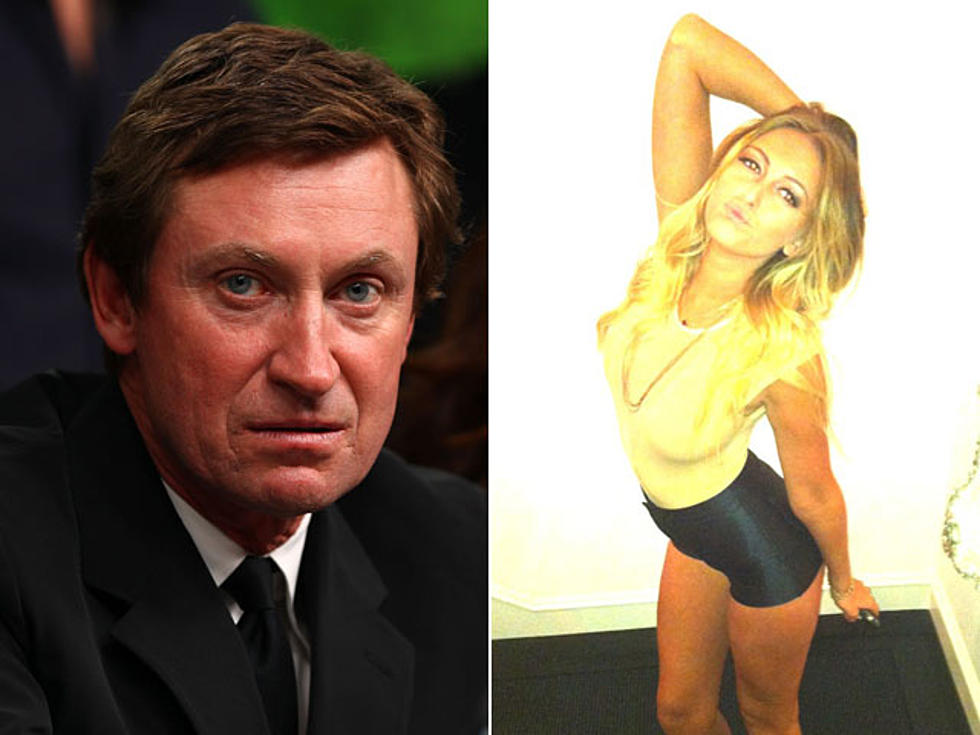 Paulina Shows Wayne Gretzky She’s Not His Little Girl Anymore on Twitter