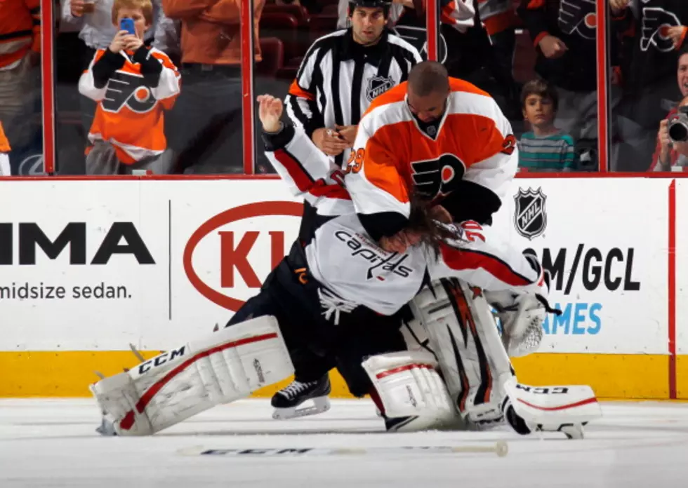 NHL Goalies Fight During Capitals 7-0 Blowout Win Over Flyers