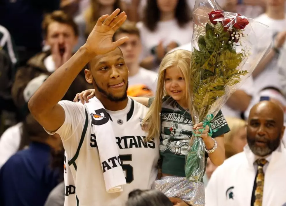 Young Spartan Fan&#8217;s Memorial Held at Michigan State Area
