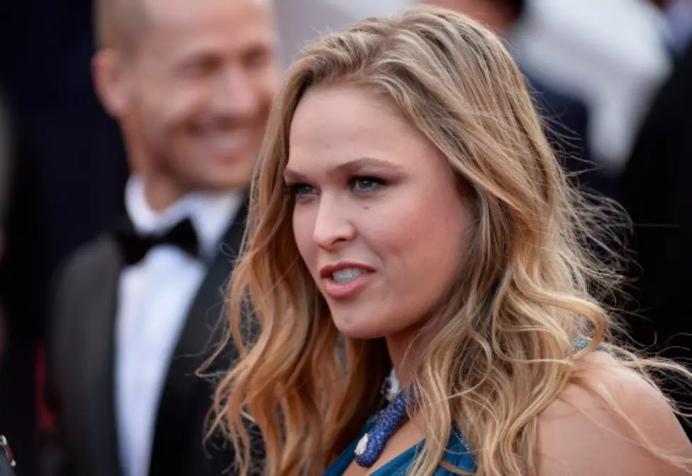 Watch UFC Champ Ronda Rousey&#8217;s Reaction To Seth Rollings Heel Turn On WWE RAW