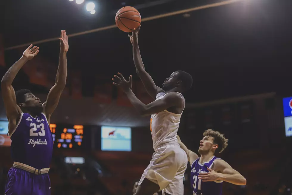 Backcourt Duo Propels Miners to Road Victory Over Owls, 72-64