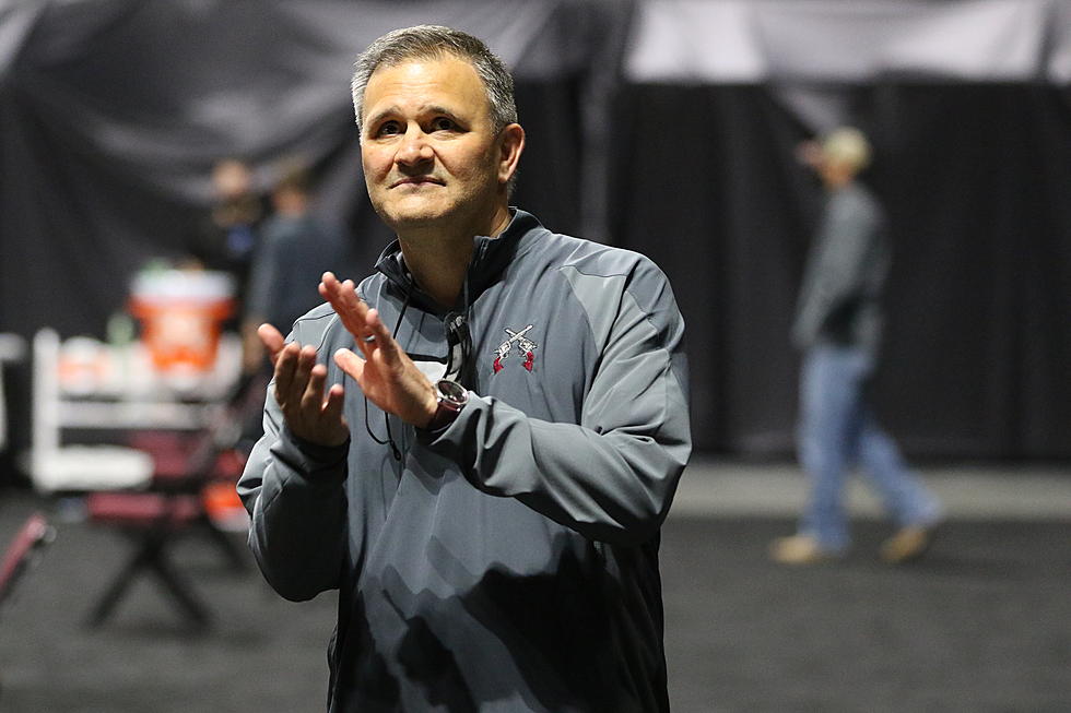 Chris Jans Signs Six-Year Extension at NMSU