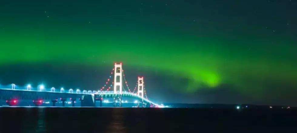 Stunning Time-Lapse Video Captures Majestic Northern Lights Over Mackinac Bridge