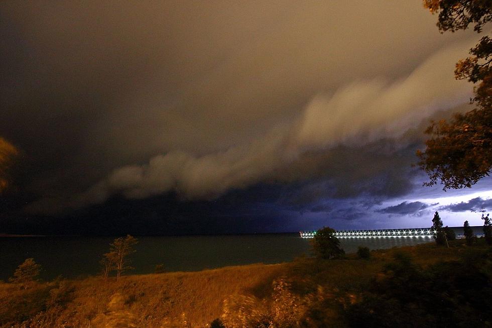 Mesmerizing Video Of Storms Coming Off Of Lake Michigan