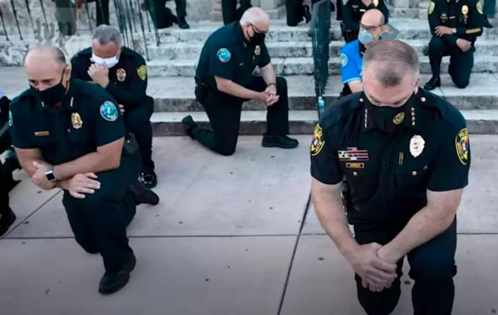 Police Kneel With Protesters, Hoping to Start the Healing