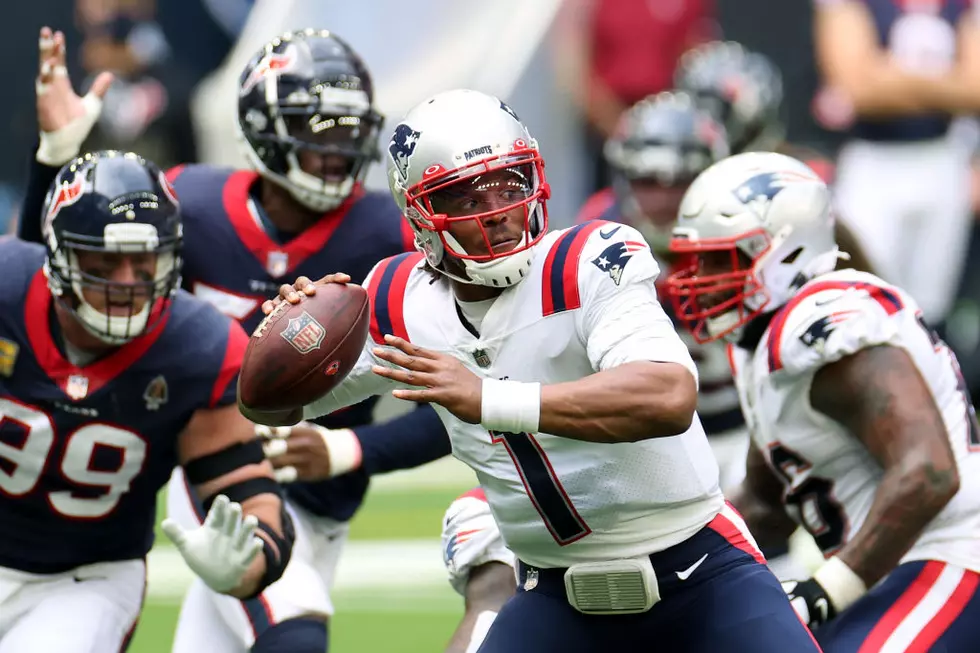 Patriots playoff chance dim following loss in Houston