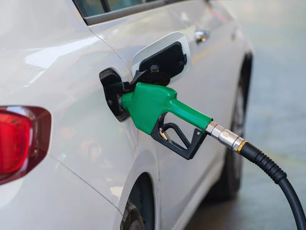 Massachusetts Gas Prices Continue to Fall, Are Cheapest Since Last Winter