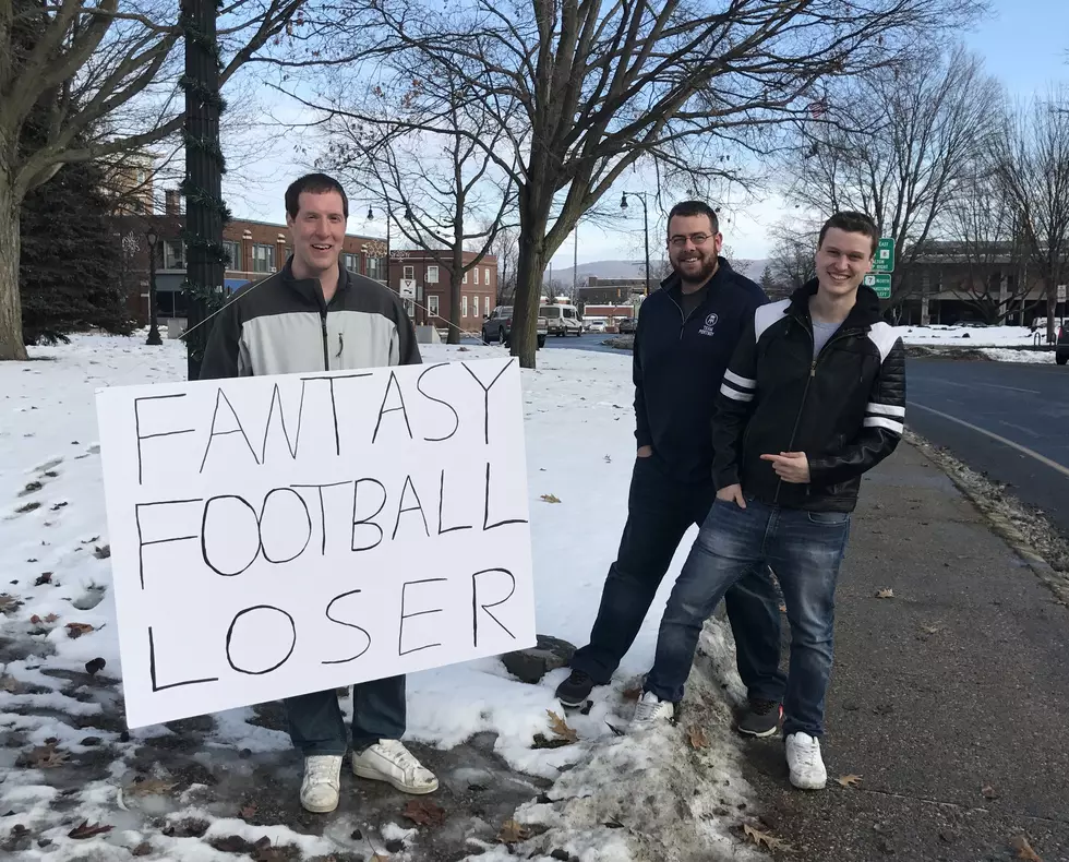 'Fantasy Football Loser' Pays Up (Video)