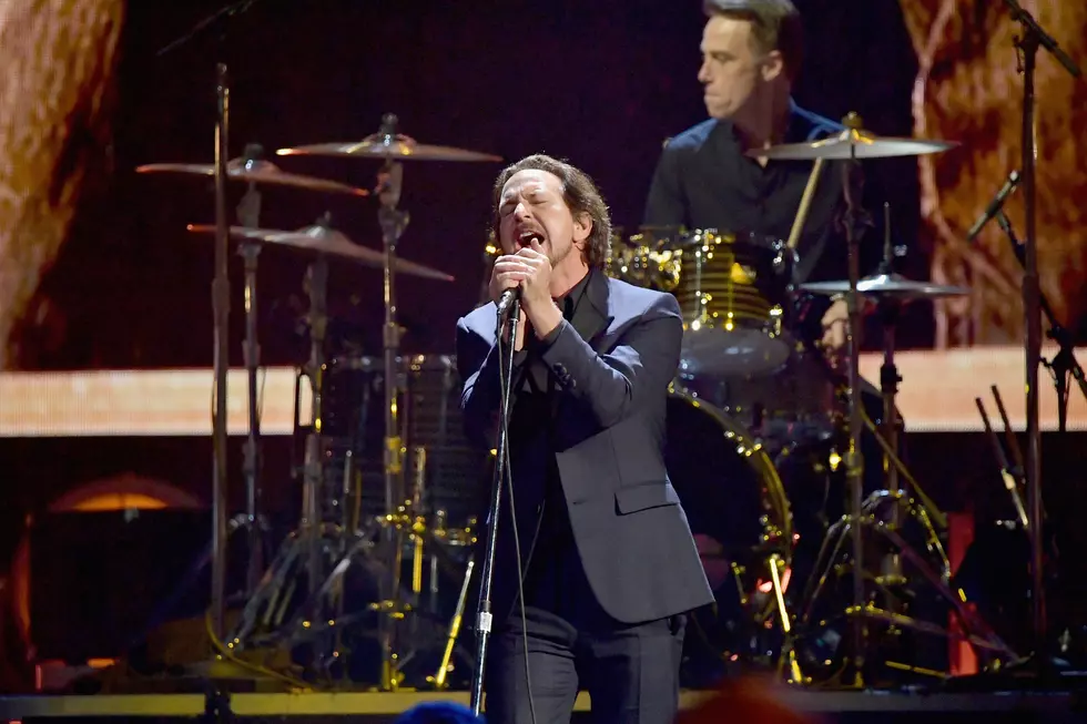 Pearl Jam Returns to Fenway Park 