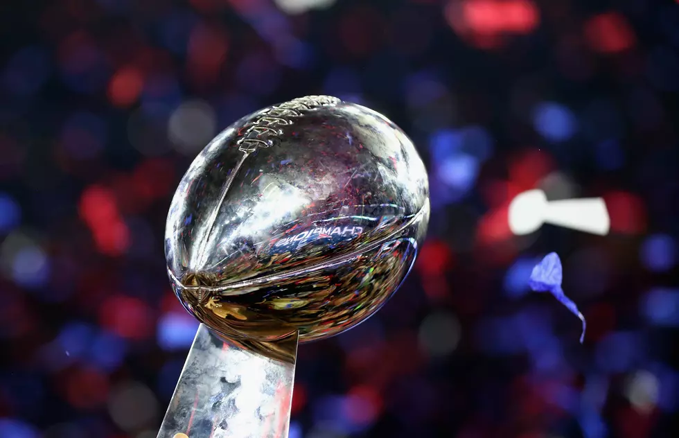 Vote: Who Wins the Super Bowl?