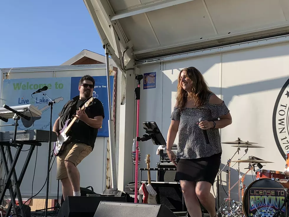 Live On The Lake: License To Groove (Photos)