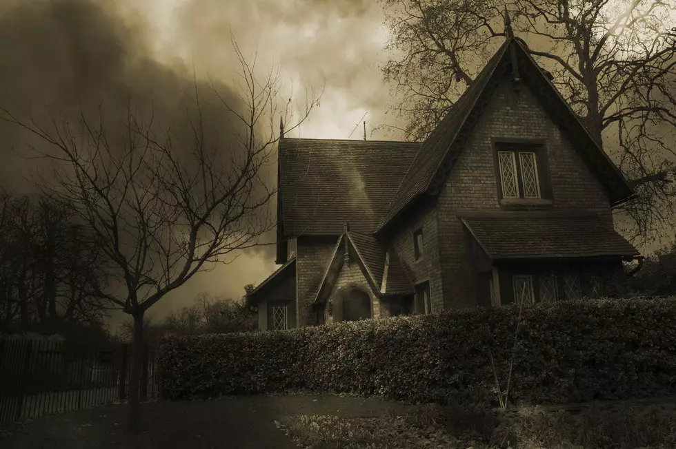 MA Residents: Pay A Visit To A Trio Of Eerie Dwellings (If You Dare!)