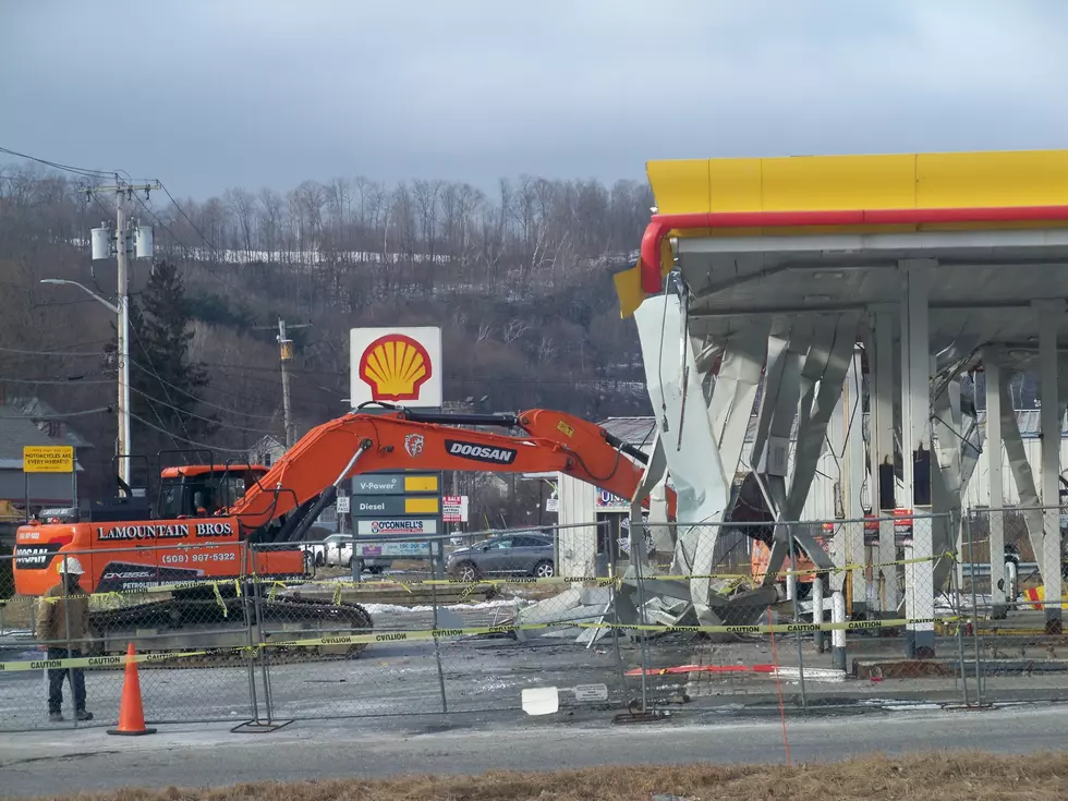Gas Station Becoming A Shell of Its Former Self (Video)