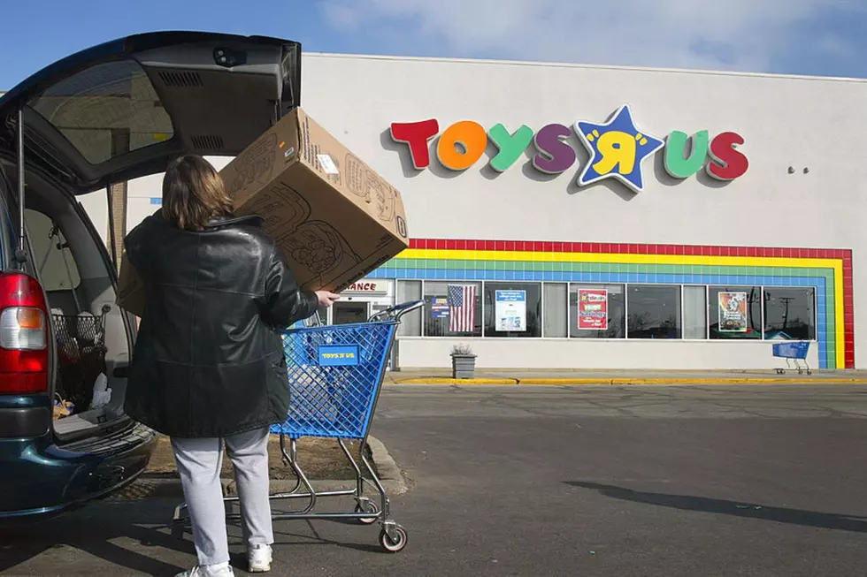 Toys “R” Us Coming Back from the Dead! Will It Return to New Hartford?