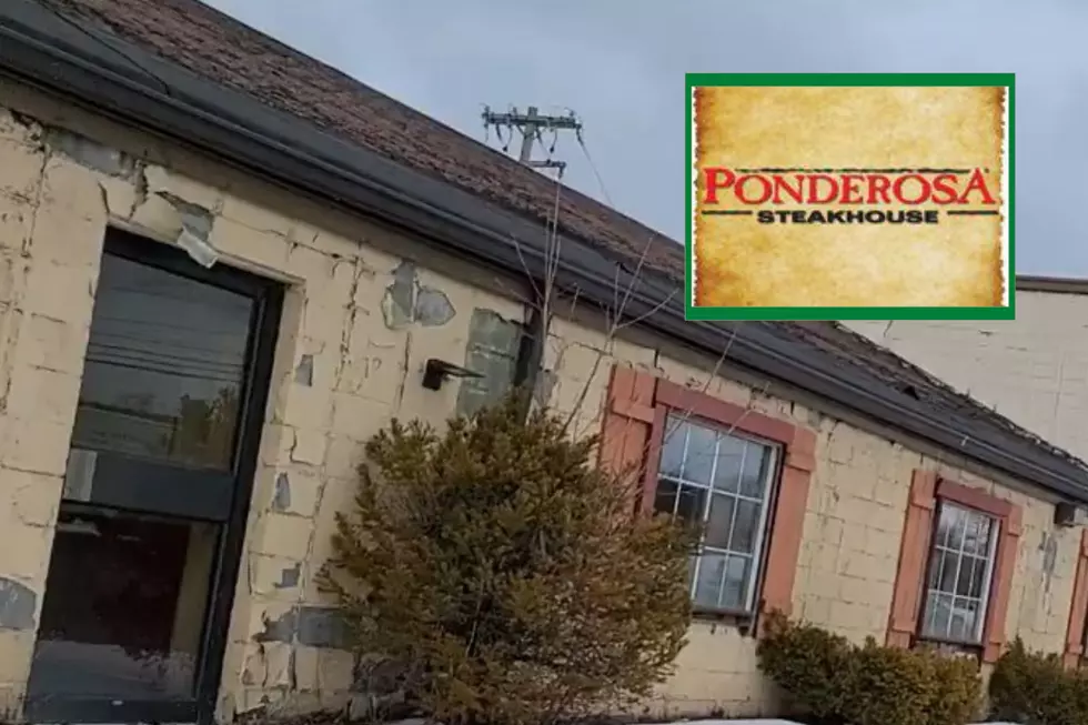 Inside an Abandoned Ponderosa Steakhouse in Syracuse