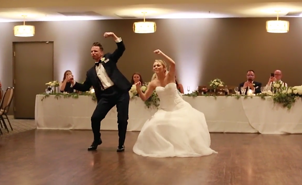 These Newlyweds Performed the Napoleon Dynamite Dance and It Was Freakin’ Sweet