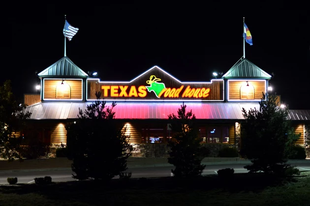 New Stores In Mall And Construction Resumes On Texas Roadhouse