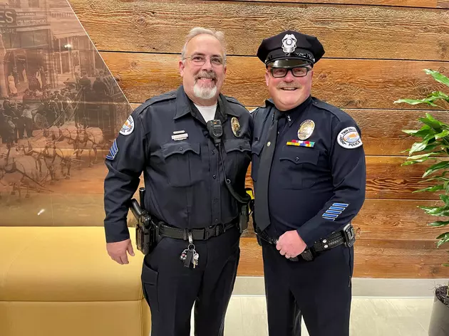 Twin Falls Police Give Emotional Send Off And Happy Retirement To S/Sgt