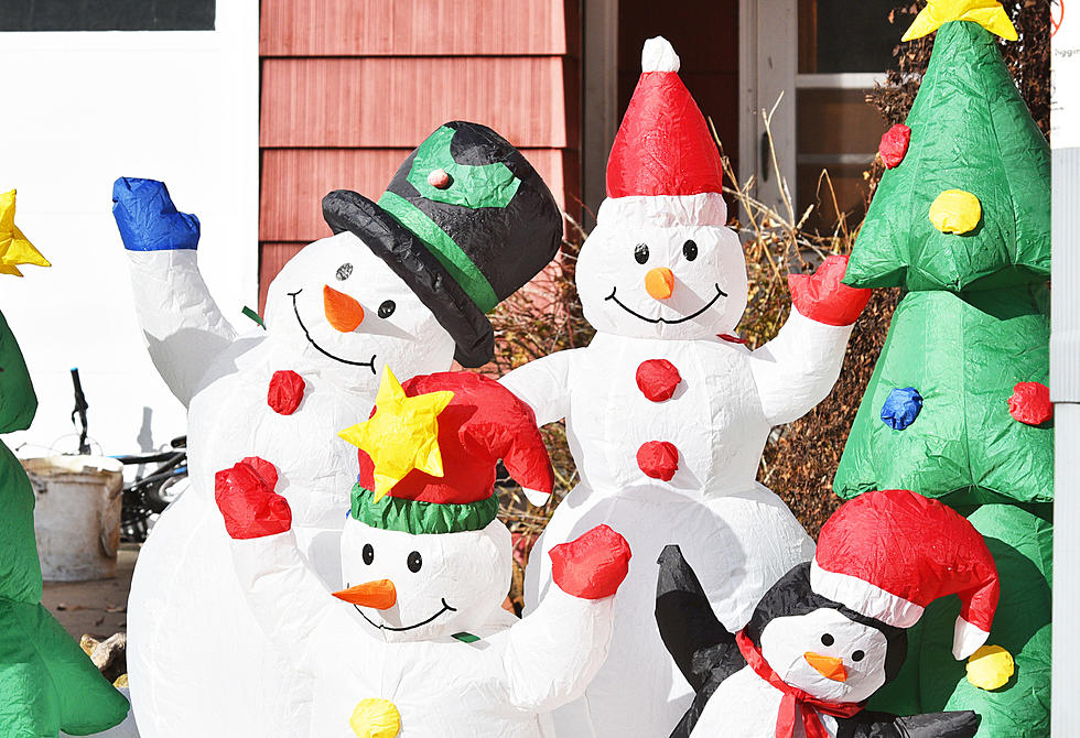 Christmas Inflatables In Idaho Are A Bad Idea And Lazy Holiday Decorations
