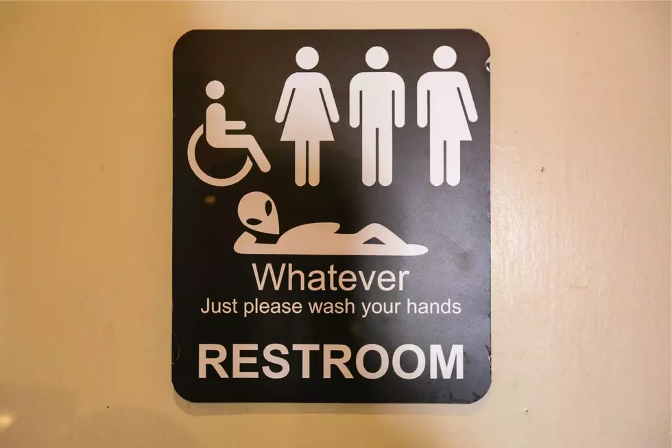 What Would You Do? Opposite Gender Enters the Wrong Bathroom