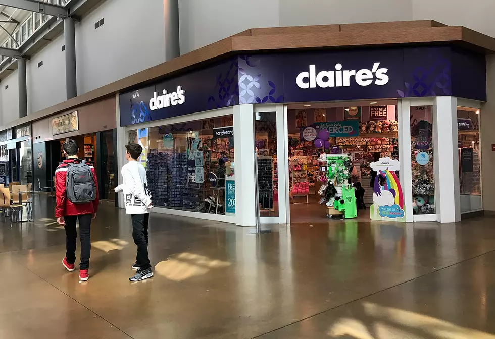 Claire’s Stores Voluntarily Recalls Makeup For Asbestos Scare