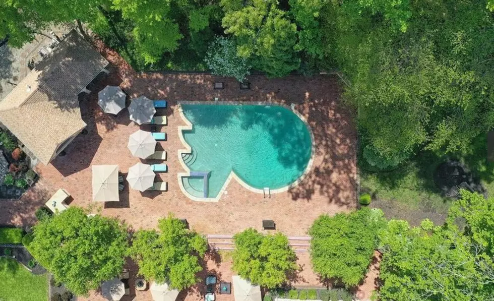 NJ Home With Flyers Logo Pool is On The Market