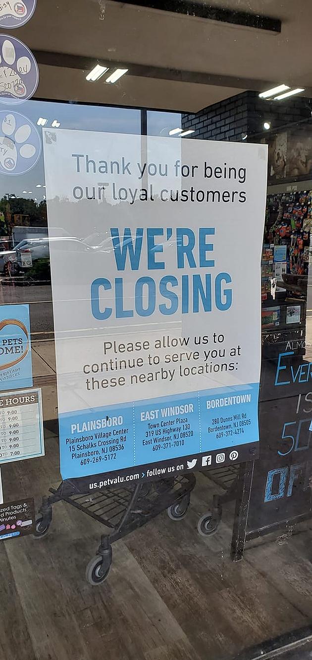Pet Store Closing In the Lawrence Shopping Center