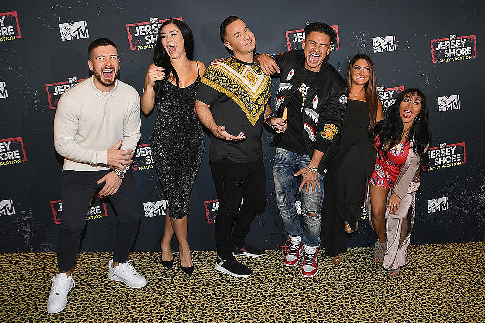 A Jersey Shore Star Got Engaged: See The Ring