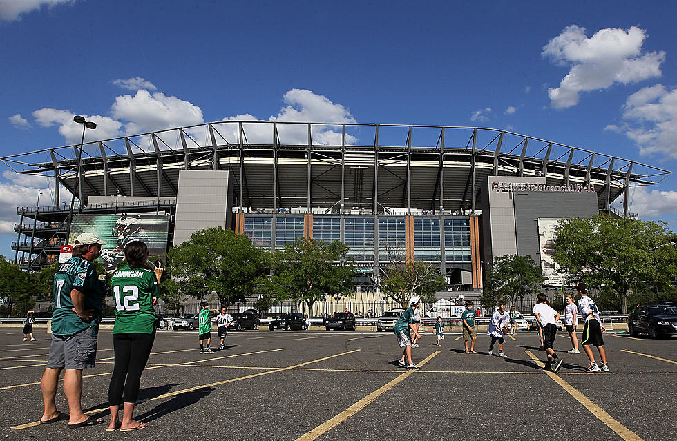 Cash Will No Longer be Accepted in Parking Lots at Eagles Games