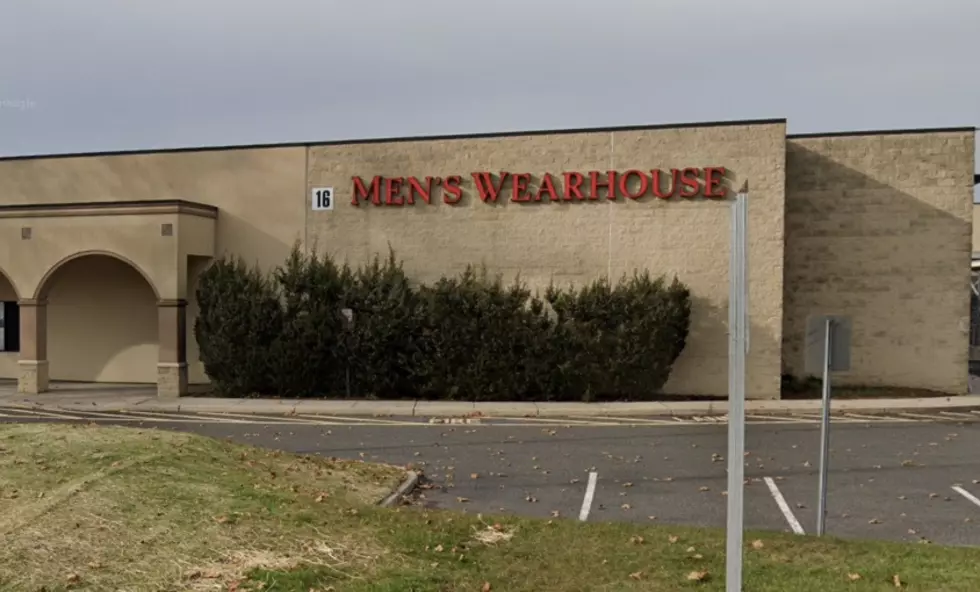 Men’s Wearhouse In Mercer Mall Is Moving Yet Again – Here’s What We Know