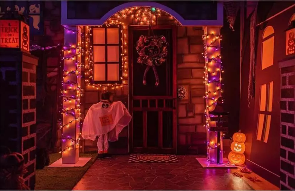 Halloween House Coming to Quaker Bridge Mall in Lawrence, NJ