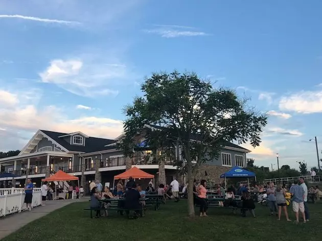 Mercer County Park Boathouse 2023 Happy Hour Dates