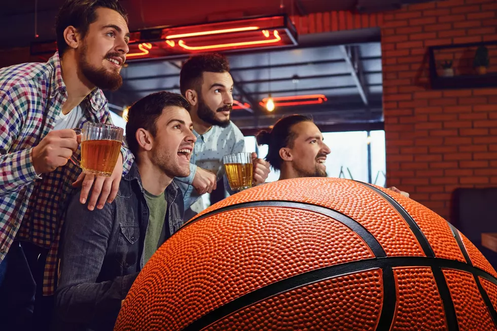 Enter to Win a Hooters Wings Party for Basketball Games