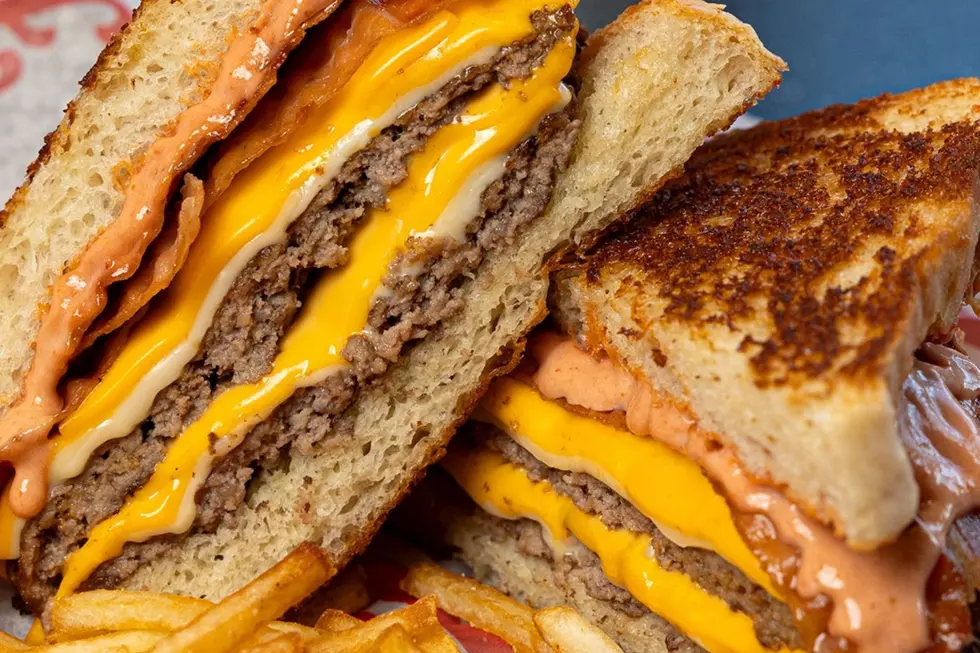 Popular Retro Burger Chain Opens First Middlesex County, NJ Location